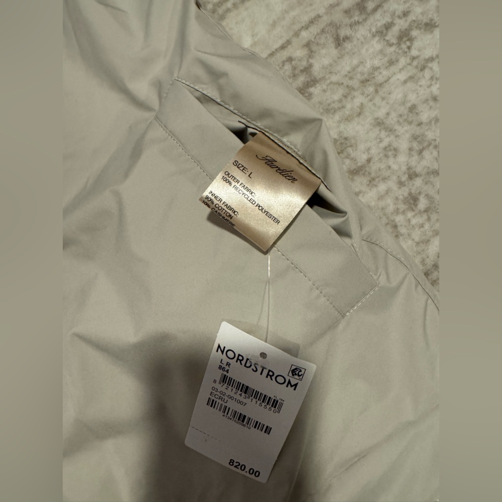 Aurelien BEIGE REVERSIBLE RESORT BODY WARMER - Picture 6 of 9